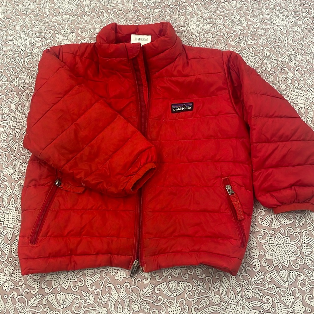 Red Patagonia 2T unisex puffer jacket